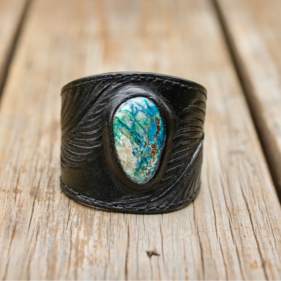 BUFFALO GIRL BLACK MANDALA LEATHER CUFF BRACELET WITH AUSTRALIAN CHRYSOCOLLA - Picture 1 of 8